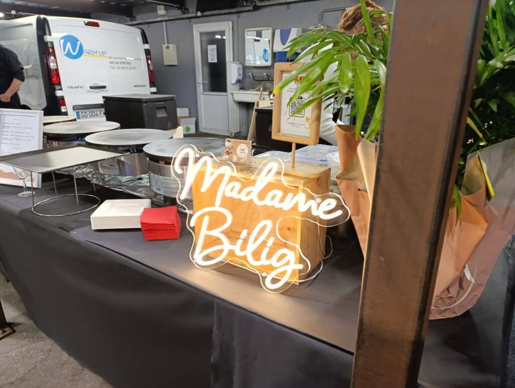 enseigne Madame Bilig